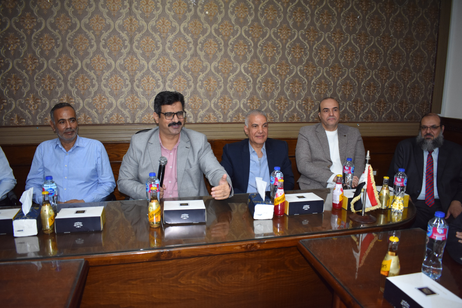 زيارة مركز إعداد القادة